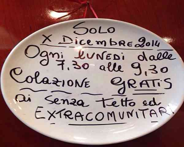 Napoli, segni di civiltà e solidarietà, la "colazione sospesa"